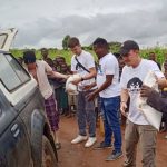 Humission Team beim Ausladen